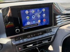Sono un utente iPhone, ma Gemini con Android Auto batte Siri in macchina ogni giorno: ecco perché