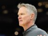 Steve Kerr ha citato segretamente i testi di Taylor Swift per tutta la stagione e ha lasciato l’icona pop sbalordita