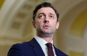Le primarie del Senato GOP della Georgia si dirigono al ballottaggio mentre i repubblicani combattono per spodestare Ossoff