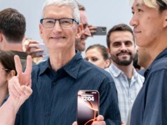 Apple pagherà 250 milioni di dollari per risolvere le accuse di aver indotto in errore gli acquirenti di iPhone riguardo all’intelligenza artificiale