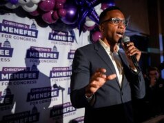 Il democratico Christian Menefee vince le elezioni speciali per la Digital camera degli Stati Uniti in Texas