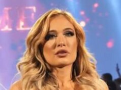 La lottatrice afferma che i produttori della WWE le hanno chiesto di coprire il suo corpo prima di apparire in TV