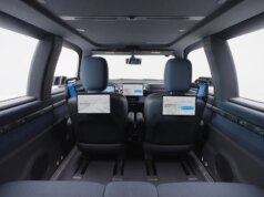 Waymo presenta nuovi veicoli: ‘Salotto su ruote’