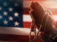 La generazione Z si riversa nelle chiese cattoliche di New York per gruppi giovanili ed eventi sociali in mezzo al growth delle conversioni