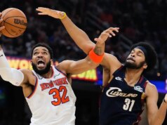 La star dei Knicks condivide il modo in cui l’ascesa di Jeremy Lin ha influenzato il fandom della squadra: “Secondo a nessuno”