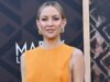 Kate Hudson fa girare la testa con un audace abito giallo con ritagli rivelatori mentre è sul tappeto rosso