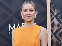 Kate Hudson fa girare la testa con un audace abito giallo con ritagli rivelatori mentre è sul tappeto rosso