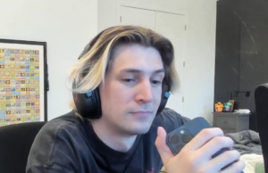“Certo che puoi fare causa”: xQc afferma che Trainwreckstv può fare causa a Riot Video games dopo che un dipendente di Riot ha divulgato on-line l’indirizzo IP dello streamer