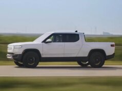 Il nuovo assistente AI di Rivian sa cosa intendi, non solo cosa dici