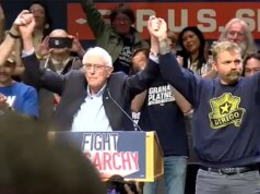 Il candidato al Senato del Maine Graham Platner abbraccia il socialismo democratico al raduno di Bernie Sanders a Portland