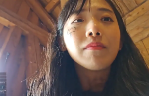 Cosa è successo a Jinnytty? La streamer coreana si chiude in una digital camera d’albergo per nascondersi dallo stalker in diretta in Polonia