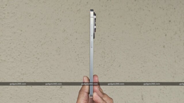 samsung_galaxy_s25_edge_main_big_gadgets_360_1751277832847.jpg