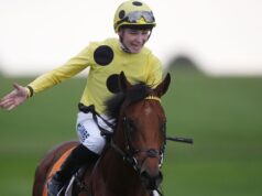 Distant Storm desiderava prendere la corona di 2000 Ghinee per Appleby