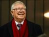 Sir Alex Ferguson ricoverato in ospedale dopo essersi sentito male all’Previous Trafford