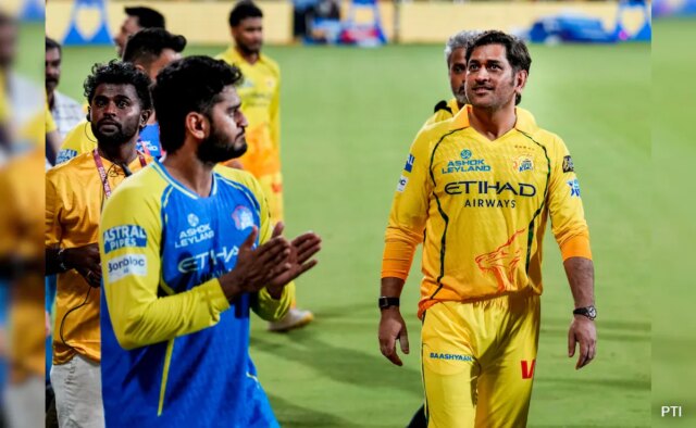 ukcs5jeg_ms-dhoni_625x300_19_May_26.jpeg