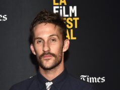 Lo scrittore del “SNL” Jimmy Fowlie afferma che il caso della sorella è ora un’indagine per omicidio; La polizia di Los Angeles cube di no