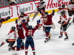 Victoire mette in scena un’incredibile rimonta per prendere il comando delle finali della Walter Cup