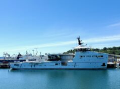 Zuckerberg ha portato un ‘Wingman’: anche la nave appoggio per yacht da 100 milioni di dollari del CEO di Meta è ormeggiata a Seattle