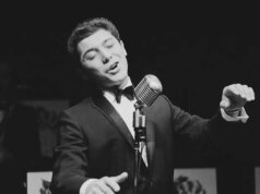 Paul Anka racconta la vita “oscura e desolante” sotto il comunismo mentre difendeva la libertà degli Stati Uniti